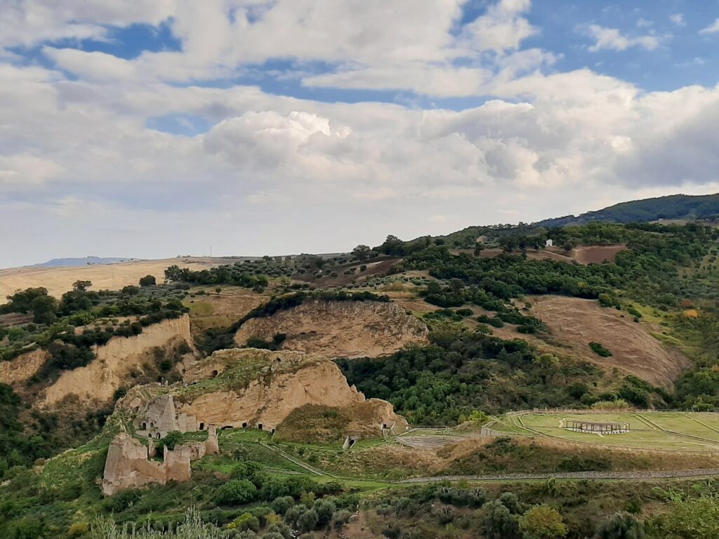 Calciano, il piccolo borgo immerso nell'appennino Lucano