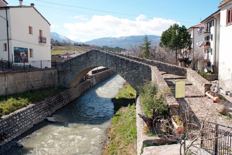 Cosa vedere a Calvello:  Il Ponte di Sant’Antuono è un'altra delle cose che a Calvello bisogna assolutamente vedere