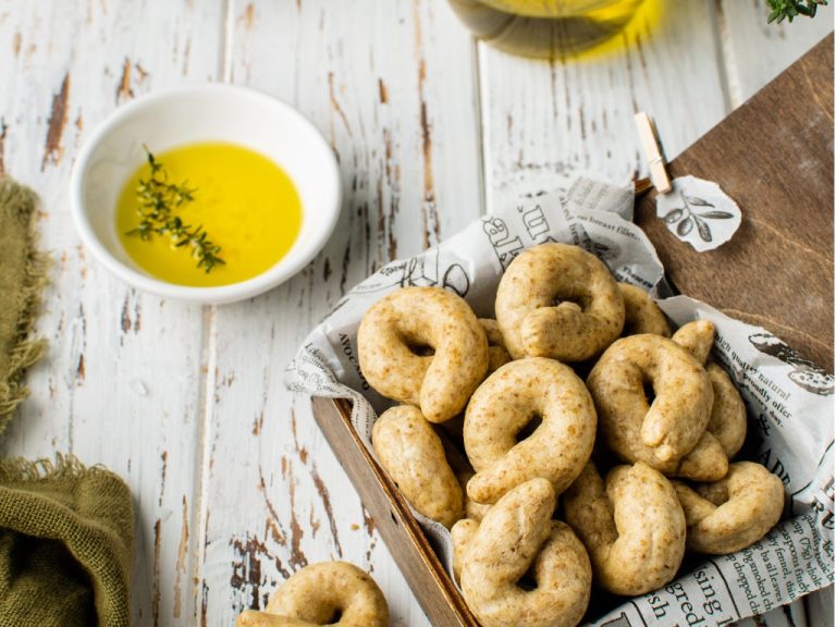 I Taralli Pugliesi: Tradizione, Gusto e Storia