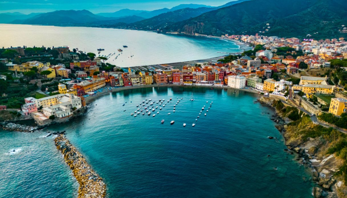la 'città dei due mari' che si trova in Liguria