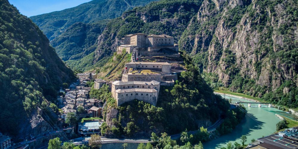Valle d'Aosta insolita: 7 luoghi da scoprire lontano dal turismo